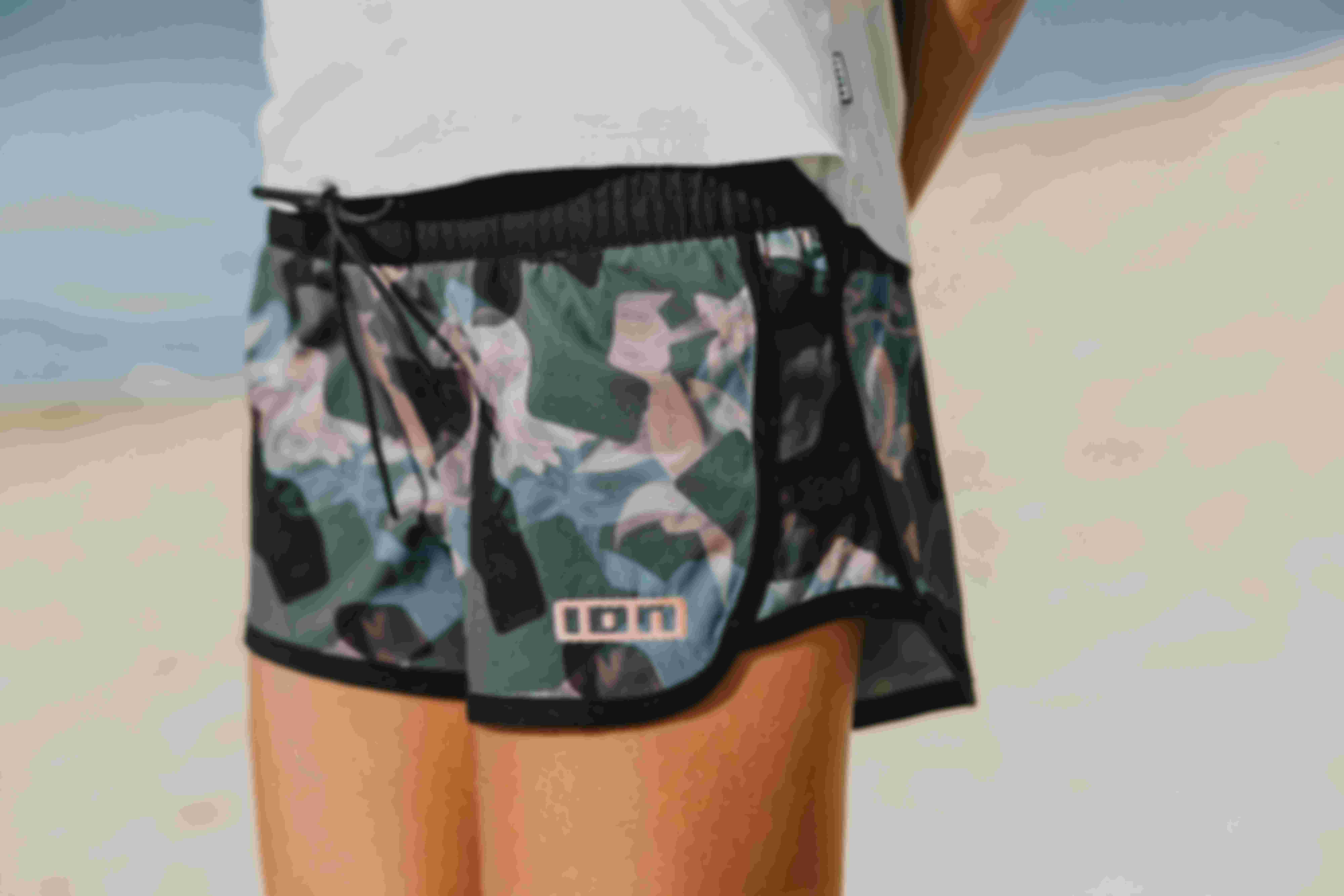w_apparel_women_short