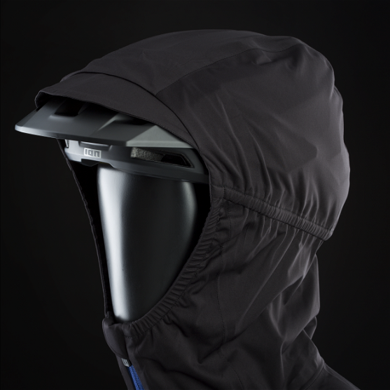self-adjusting hood construction (helmet ready) with stormflap