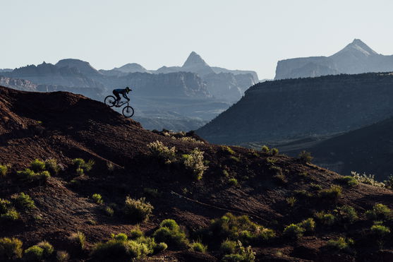 ION_Bike_Bikeshorts-Scrub-AMP-long_Action-Shots_1