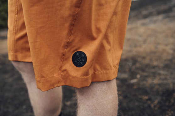 ION_Bike_Bikeshorts-Traze-AMP-long_Action-Shots_2