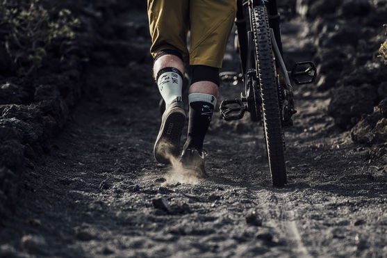 ION_Bike_Socks-Scrub_Action-Shots_2