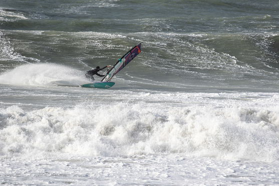 ION_Water_Ballistic-Socks-3/2-Round-Toe_Action-Shots_1