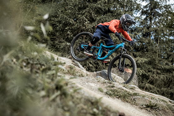 ION_Bike_Bikeshorts-Scrub-AMP-Youth_Action-Shots_3