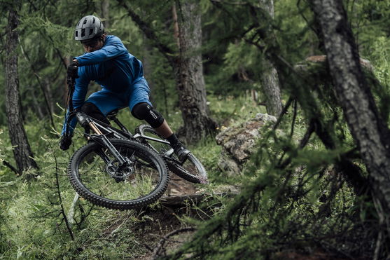 ION_Bike_Shorts-Scrub-men_Action-Shots_6