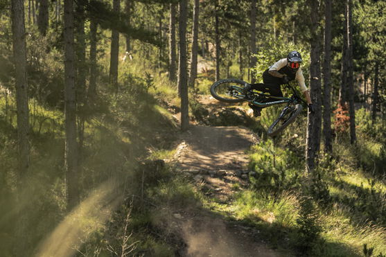 ION_Bike_Pants-Scrub-unisex_Action-Shots_1