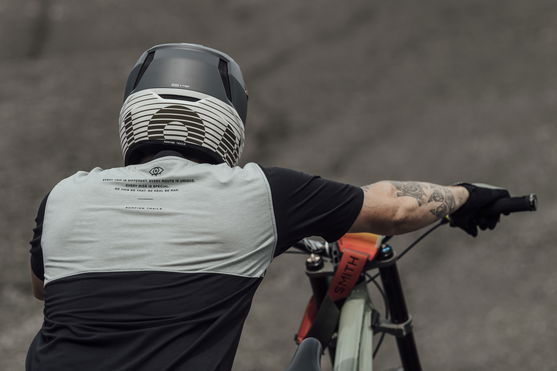 ION_Bike_Jersey-Seek-Amp-SS-men_Action-Shots_9