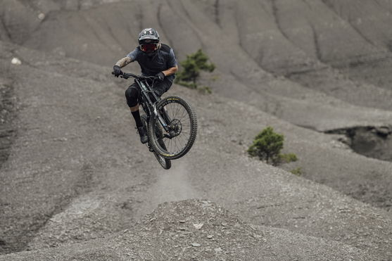 ION_Bike_Jersey-Seek-Amp-SS-men_Action-Shots_10