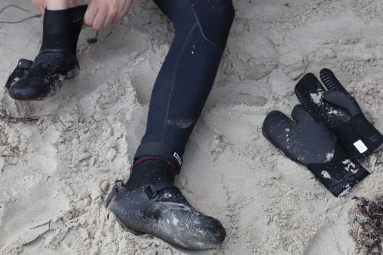 ION_Water_Ballistic-Boots-6/5-Internal-Split_Action-Shots_3