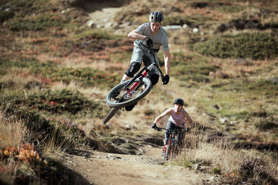 ION_Bike_Jersey-Traze-SS-men_Action-Shots_3