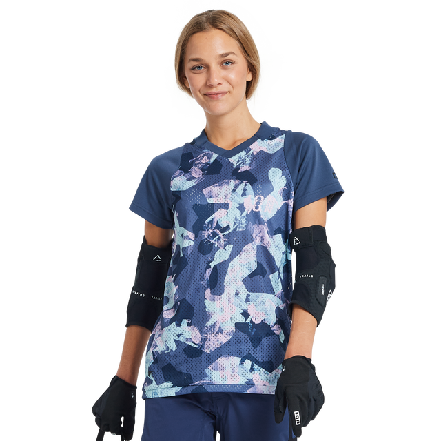ION_Bike_Jersey-Scrub-SS-women_Model-Pictures_7