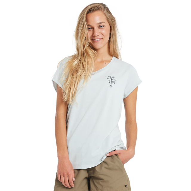 ION_Water_Tee-Graphic-SS-women_Model-Pictures_1