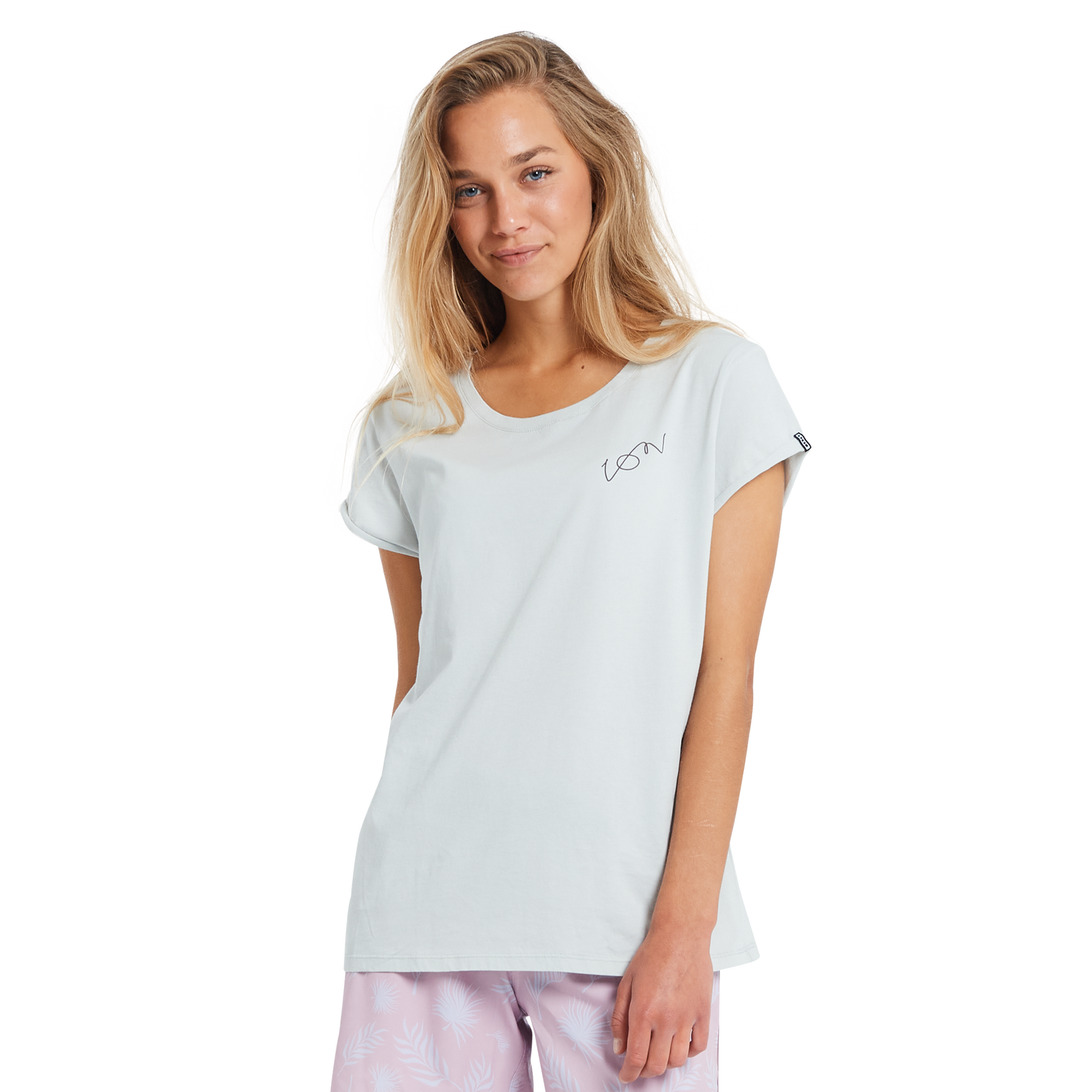 T-shirt ION Stoked femme en menthe pâle avec imprimé ION poitrine, sur modèle