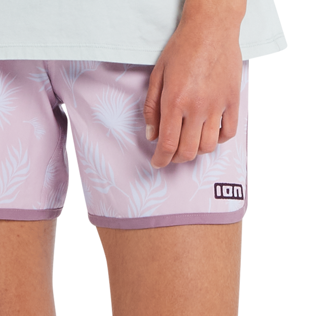 ION_Water_Boardshorts-Mandiri-women_Model-Pictures_8