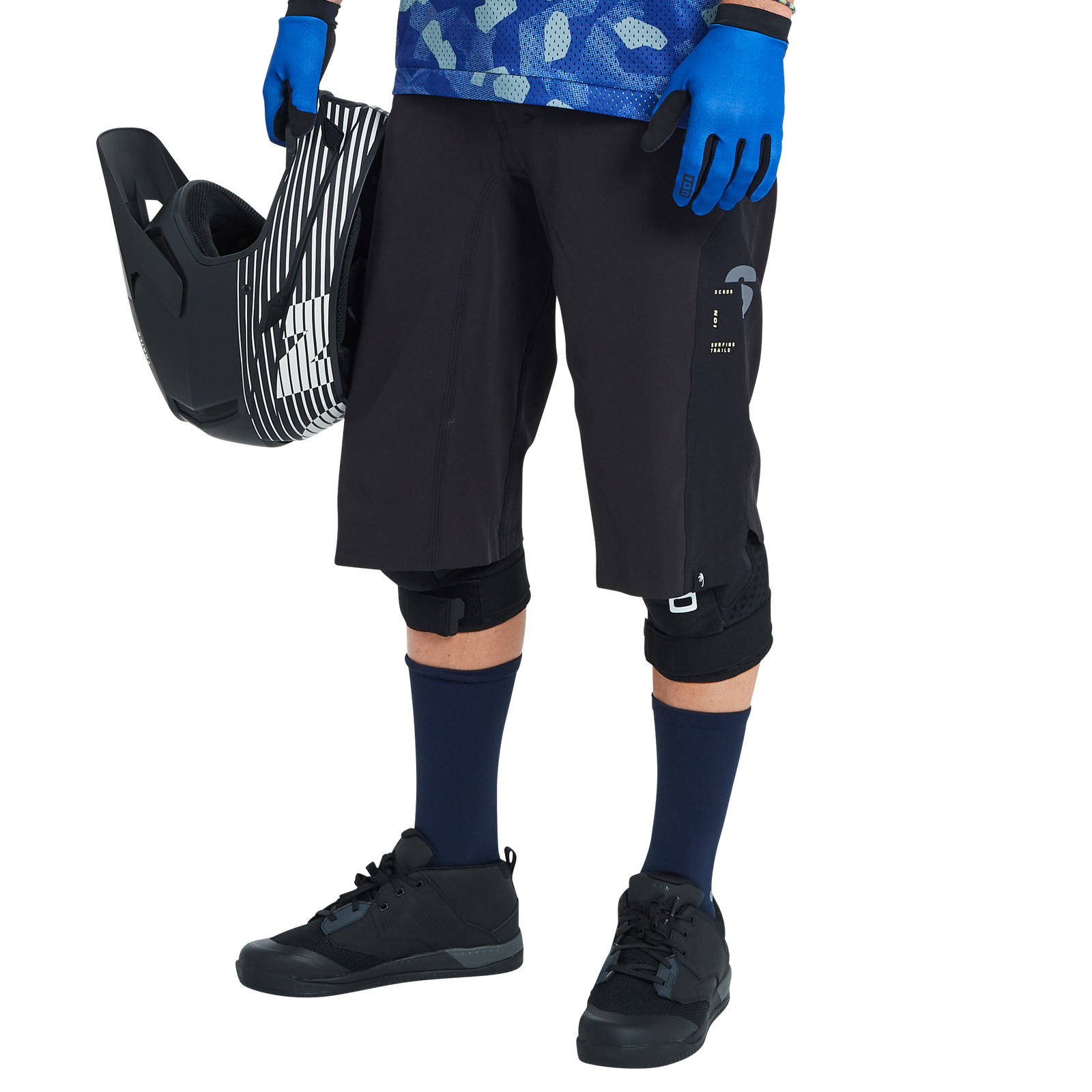 ION Scrub Amp BAT men's cycling shorts in black for enduro and trail mountain biking