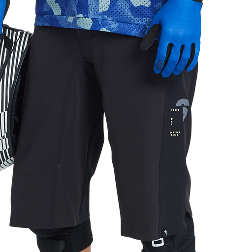 ION_Bike_Bike-Shorts-Scrub-Amp-BAT-men_Model-Pictures_7