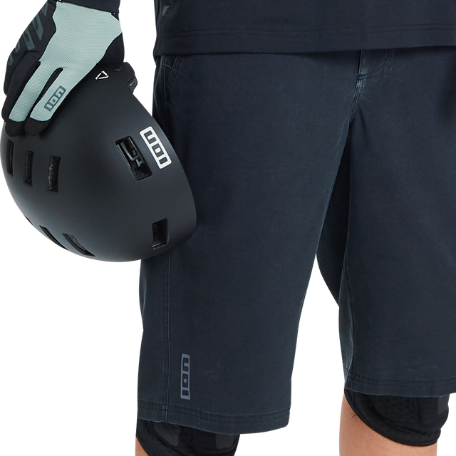 ION_Bike_Shorts-Seek-Amp-men_Model-Pictures_5