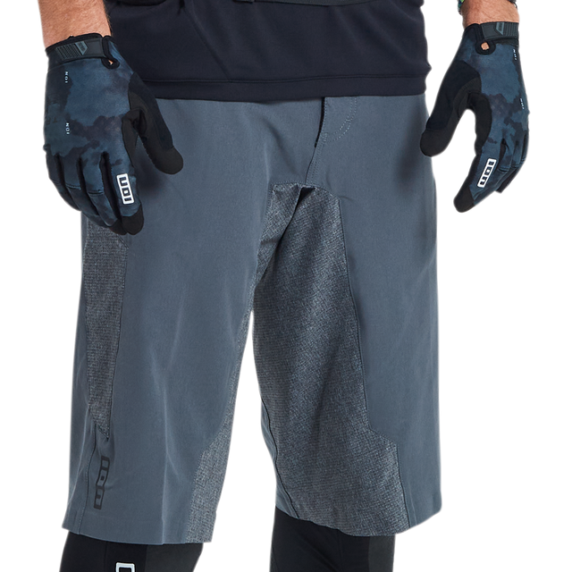 ION_Bike_Shorts-Traze-Amp-AFT-men_Model-Pictures_6