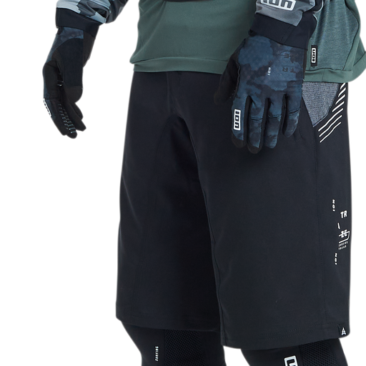 ION_Bike_Shorts-Traze-men_Model-Pictures_12