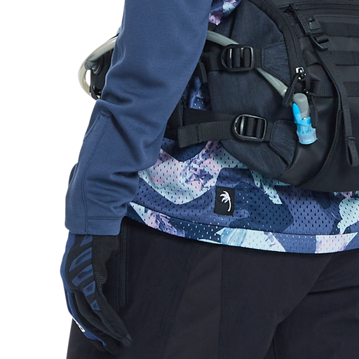 ION_Bike_Jersey-Scrub-LS-women_Model-Pictures_3