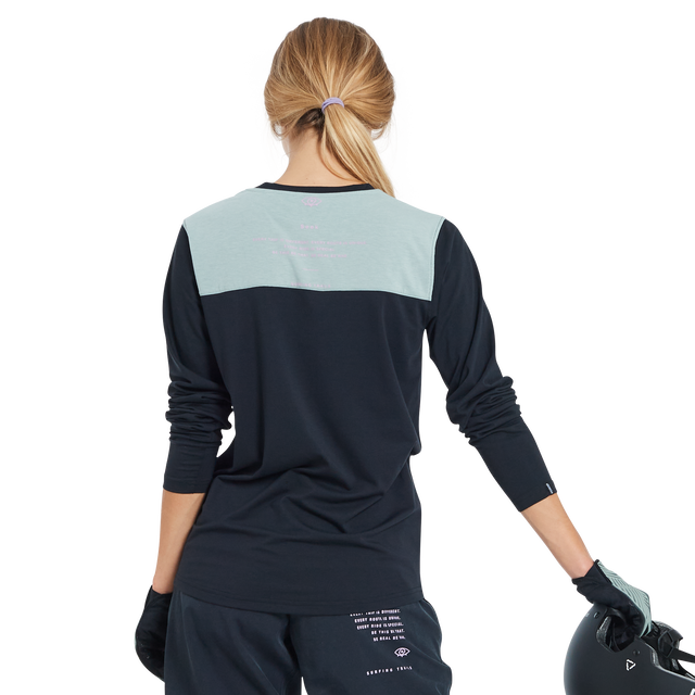 ION_Bike_Jersey-Seek-Amp-LS-women_Model-Pictures_6