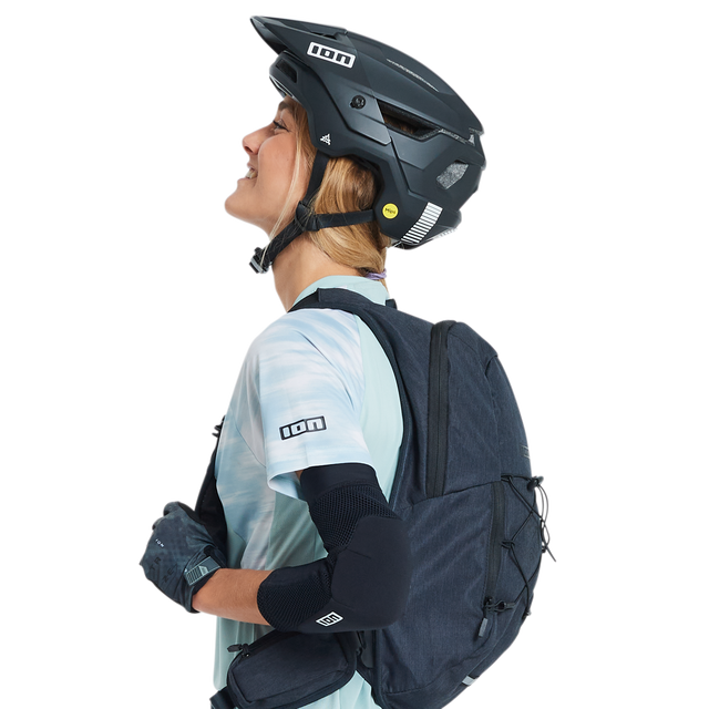 ION_Bike_Jersey-Traze-Amp-SS-AFT-women_Model-Pictures_2