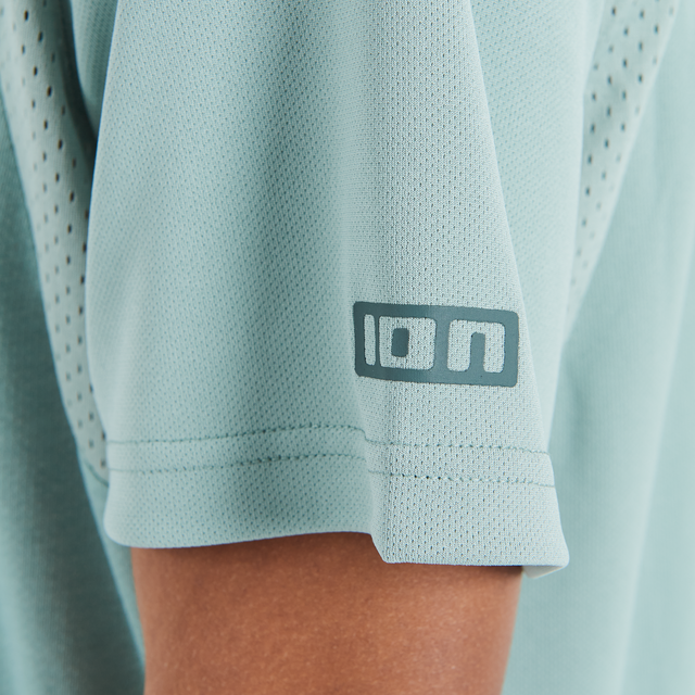 ION_Bike_Jersey-Scrub-Amp-SS-men_Model-Pictures_4