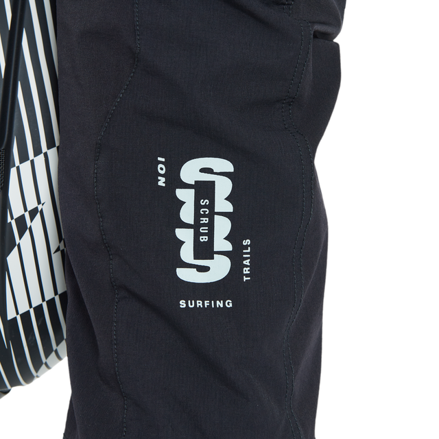 ION_Bike_Shorts-Scrub-women_Model-Pictures_7