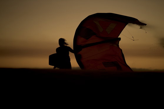 ION_Water_Element-2/2-Shorty-SS-Back-Zip_Action-Shots_2