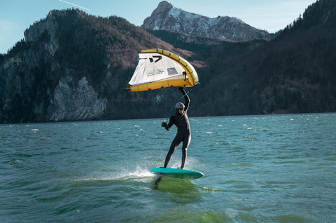 ION_Water_Seek-Select-5/4-Front-Zip_Action-Shots_6
