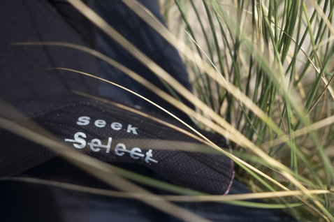 ION_Water_Seek-Select-5/4-Front-Zip_Action-Shots_5