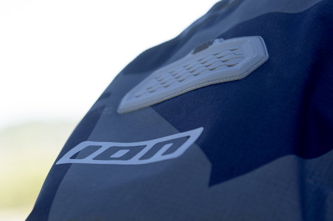 ION_Water_Gearbag-Tec_Action-Shots_3