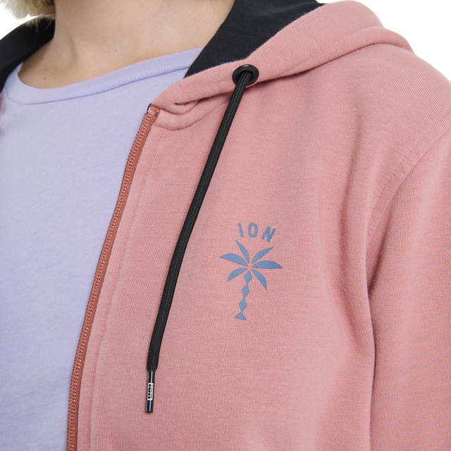 ION_Water_Hoody-Surfing-Elements-Zip-women_Model-Pictures_3