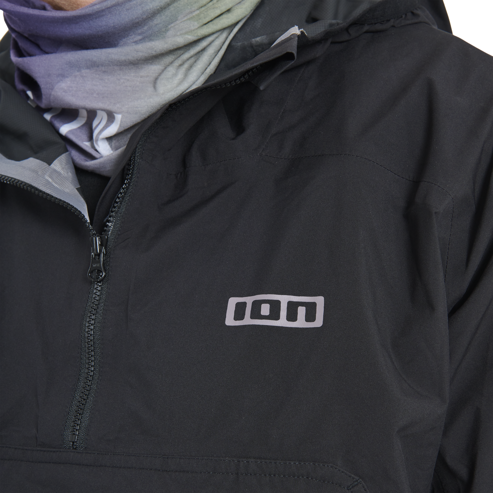 ION Bike Logo neck warmer in lavender grey worn over nose and mouth, front view on model