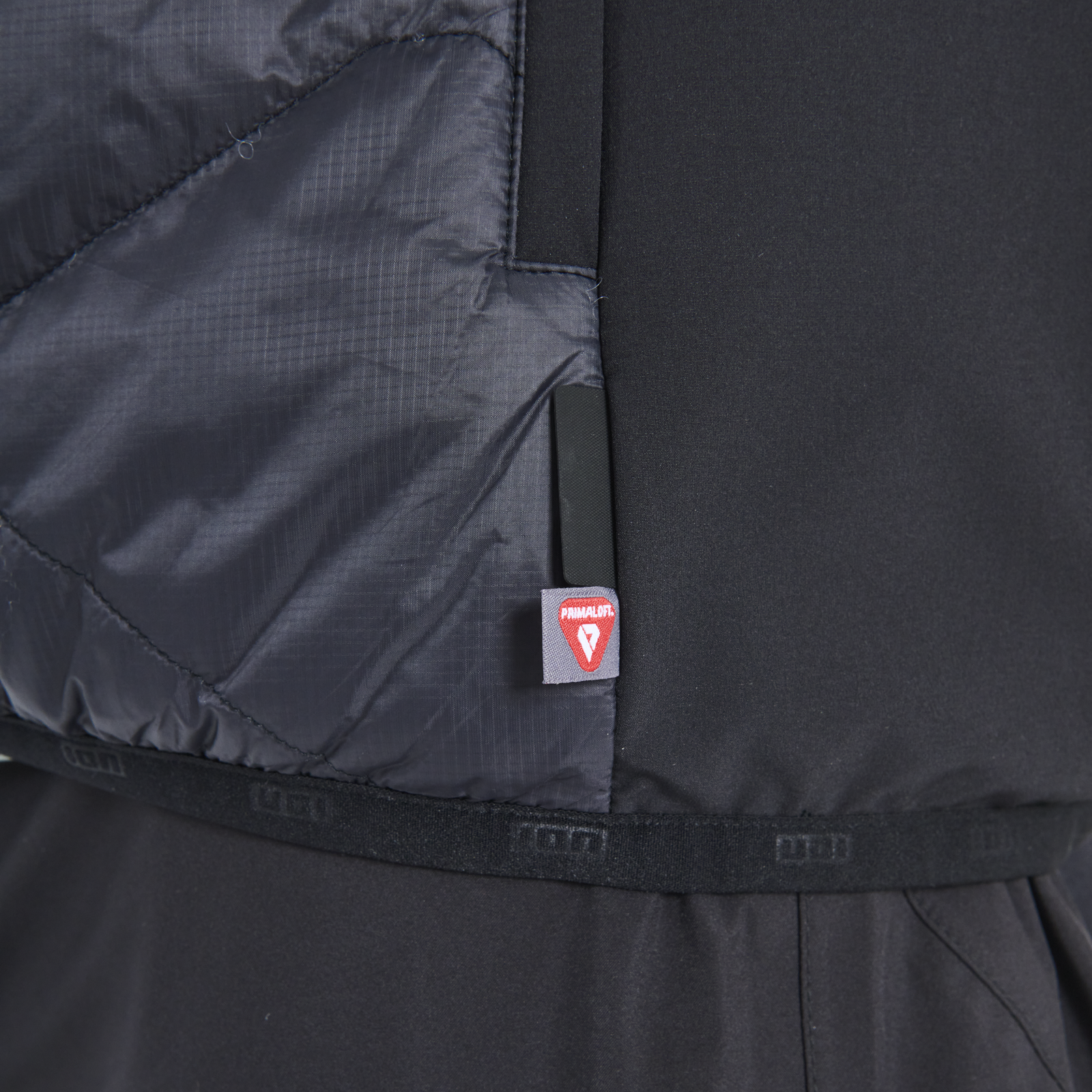ION Shelter Hybrid Padded Weste Herren mit PrimaLoft-Isolation Detailansicht in schwarz für Mountainbike