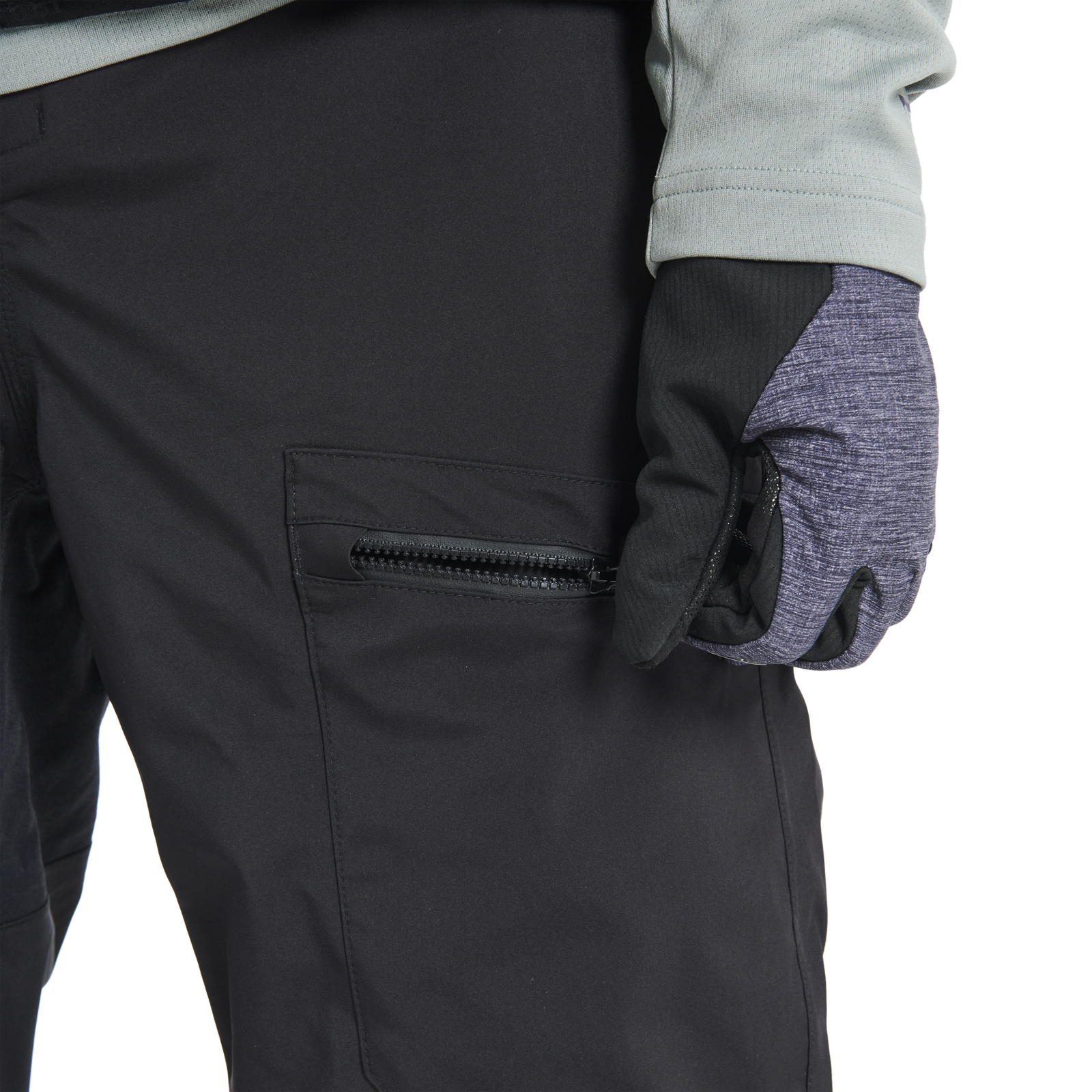 ION Bike Shelter 3L cycling pants in black with zip pockets for mountain biking