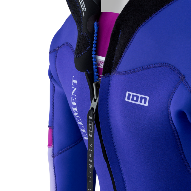 ION Element 4/3mm back-zip fullsuit in cobalt blue and magenta, zip closure detail