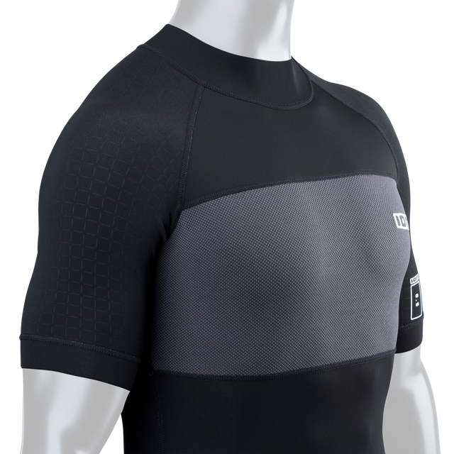 ION_Water_Neo-Top-0.5-SS-men_Model-Pictures_1