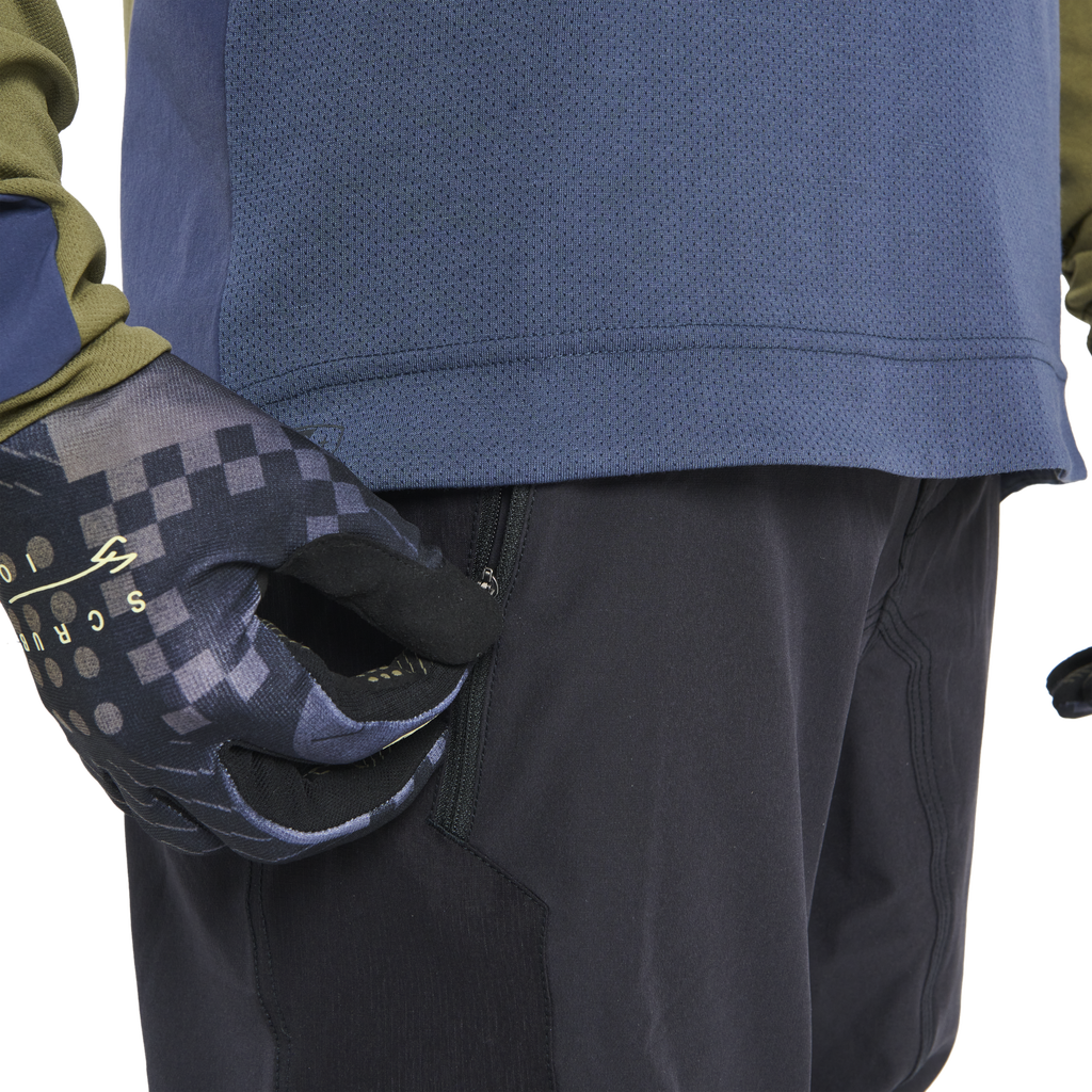Buy MTB Pants Scrub Amp BAT unisex online | MTB clothing | ION store