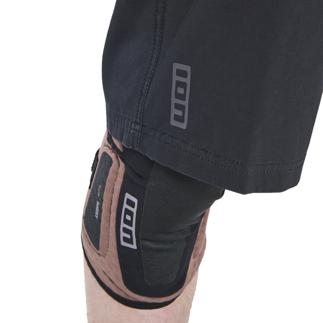 ION_Bike_Shorts-Seek-Amp-men_Model-Pictures_3