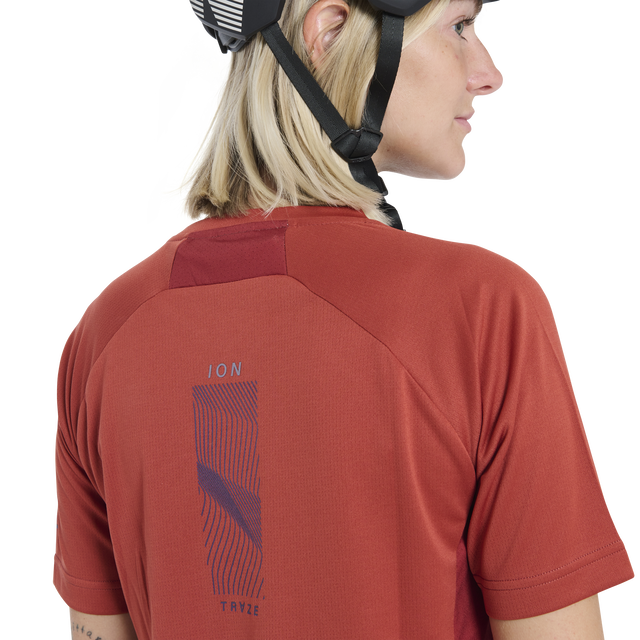 ION_Bike_Jersey-Traze-SS-women_Model-Pictures_2