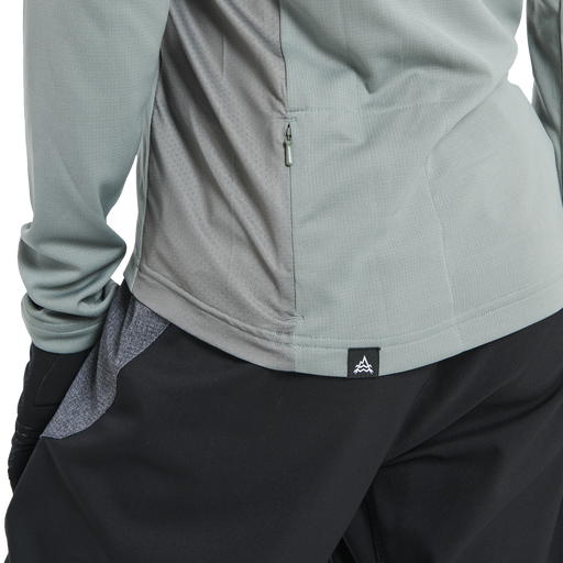 ION_Bike_Jersey-Traze-LS-women_Model-Pictures_3