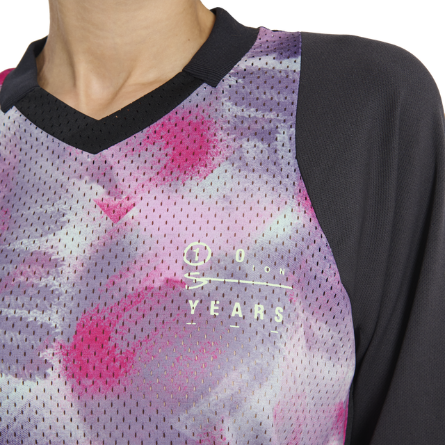 ION_Bike_Jersey-Scrub-10-Years-LS-women_Model-Pictures_1