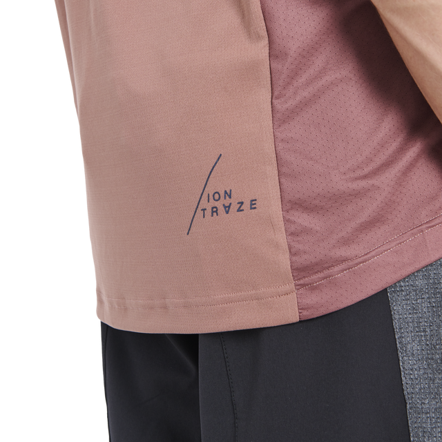 ION_Bike_Jersey-Traze-S-men_Model-Pictures_4