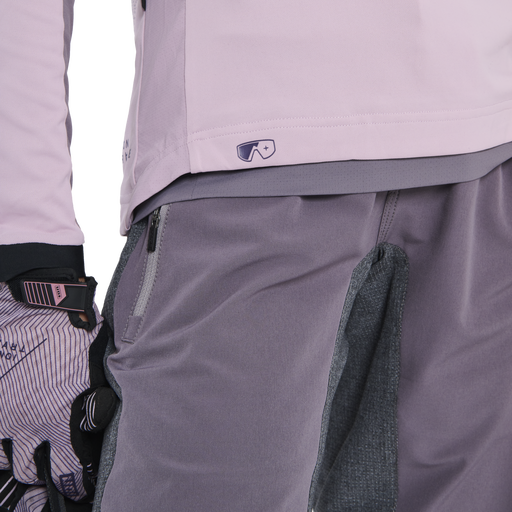 ION_Bike_Shorts-Traze-Amp-AFT-women_Model-Pictures_4