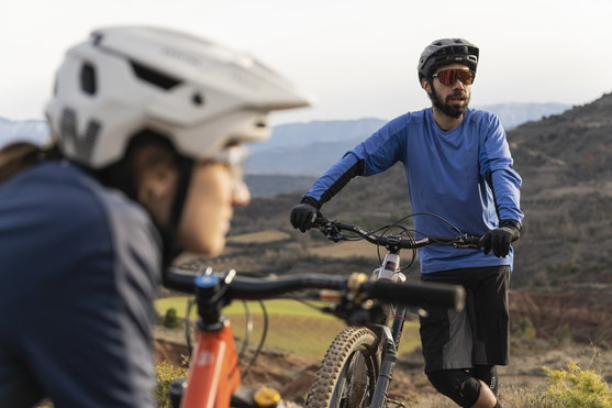 ION_Bike_Helmet-Traze-Amp-MIPS-AU/AS-NZS-unisex_Action-Shots_17