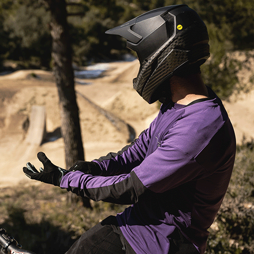 ION_Bike_Jersey-Scrub-Amp-LS-men_Model-Pictures_8