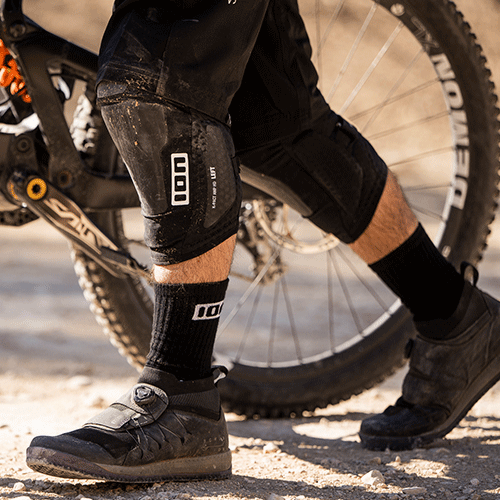 ION Scrub Select BOA flat pedal bike shoe in black during mountain biking on dirt trail