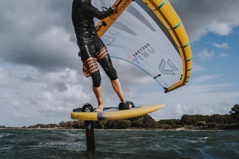 ION_Water_Wing-Sleeve-Knee_Action-Shots_3
