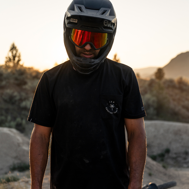 ION_Bike_Jersey-Surfing-Trails-SS-DR-men_Model-Pictures_1