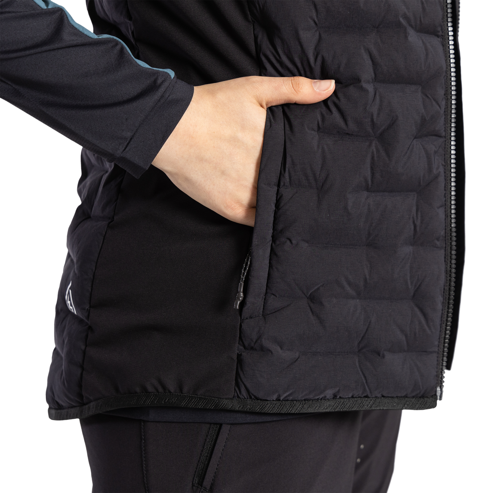 ION Bike Thermolite Hybrid Shelter Damen Radsportweste in schwarz Detailansicht mit Reißverschlusstasche